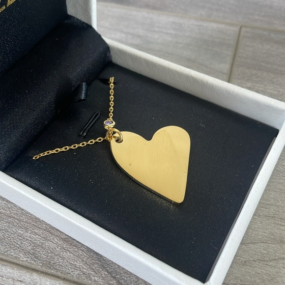 Gold Heart Necklace 💕 - Picture 3 of 7